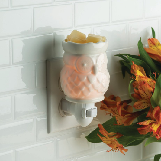 White Owl Pluggable Warmer - RRP $25.95 - Wholesale - OUT OF STOCK